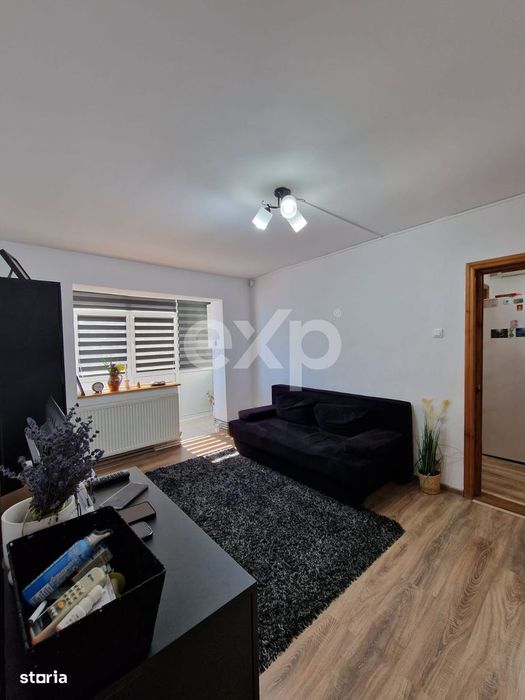 Apartament 3 camere de vanzare – Micro 6, Str. Moldovei — fotografia 1