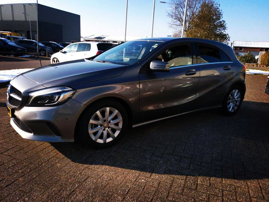 Продавам Мерцедес