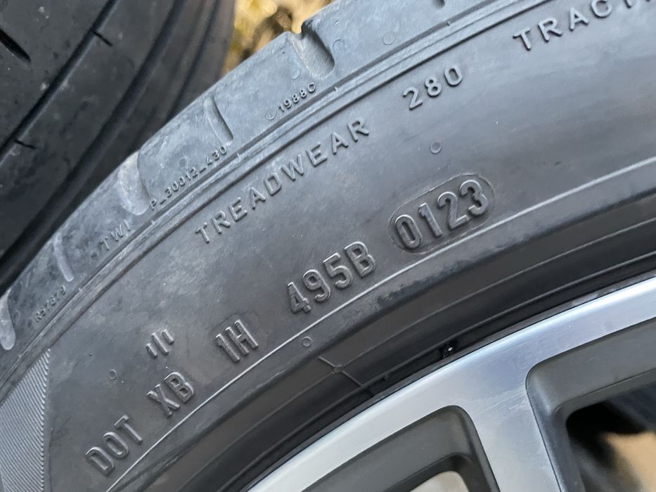 4 бр летни гуми 255/40/20 пирели Pirelli P Zero - хомологация за Ауди