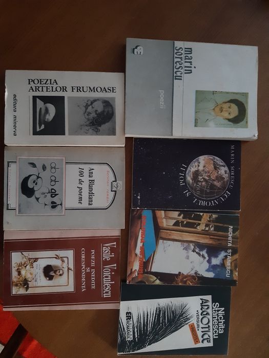 Biblioteca de poezie