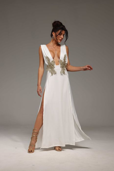 Дълга Ефирна лятна рокля в бяло с детайли в златно - S Bella Barnett