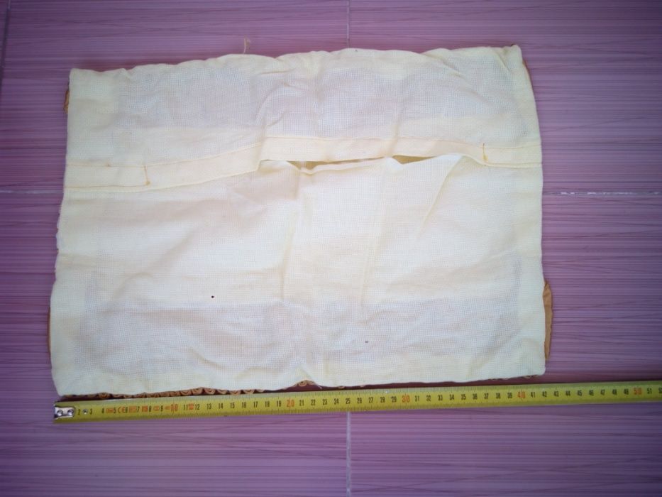 Стара калъфка за вазглавница