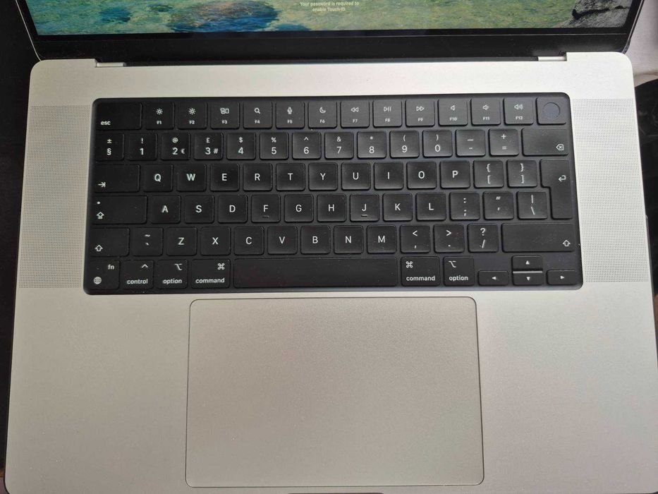 MacBook Pro 16 inch 2023 M2 Pro 16GB/500GB