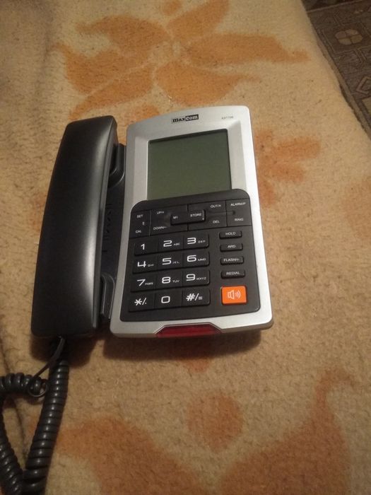 Telefon cu baterii