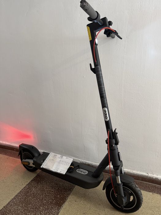 Trotineta electrica Xiaomi Scooter 5 Pro 25km/h 10 inch pliabila Garantie 2029