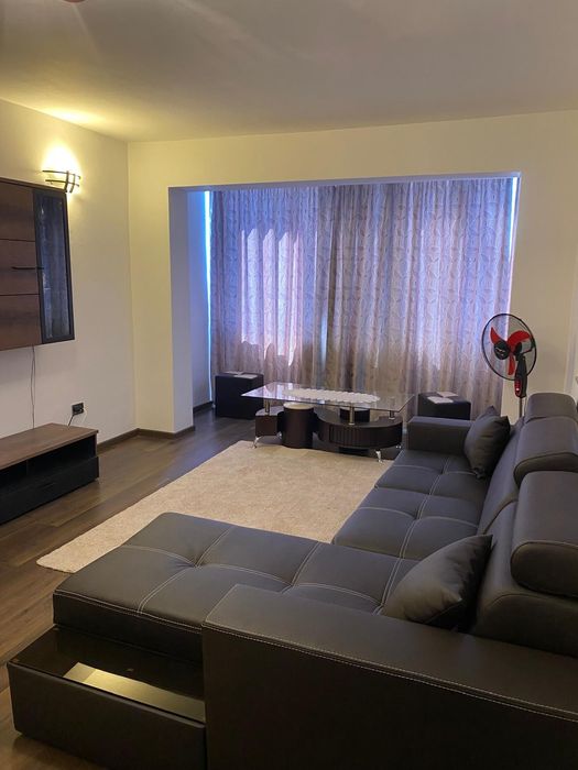 Apartament cu 4 camere