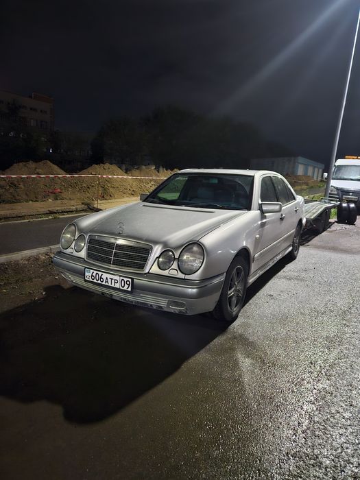 Продам мерседес е 280