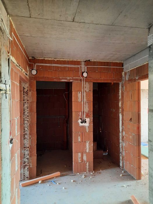 Нова електроинсталация и преустройство – къщи и апартаменти.