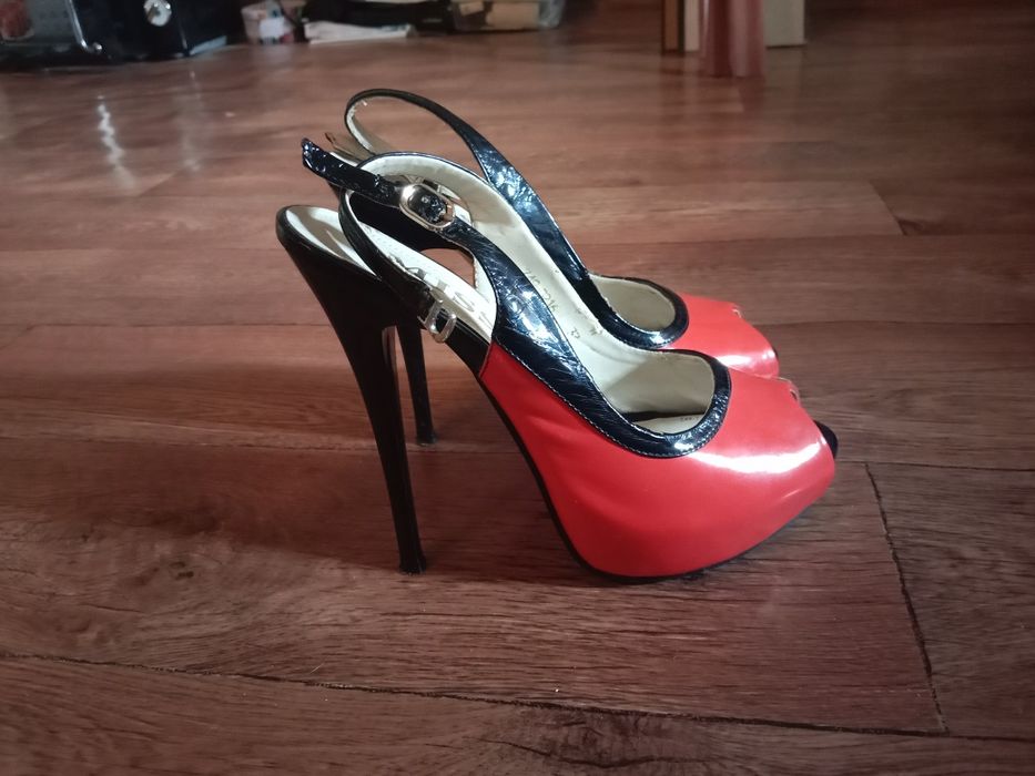 Кому туфли за 2500?