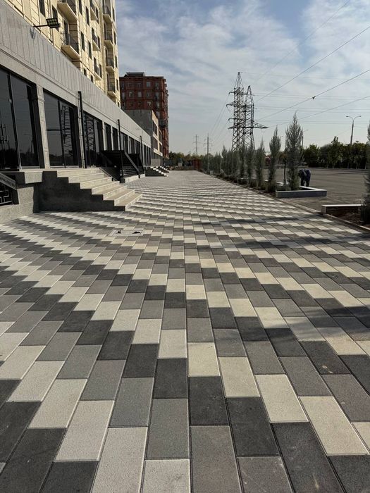 Брусчатка (олиф сифатда)