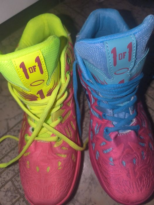 Батскетбольные кросовки