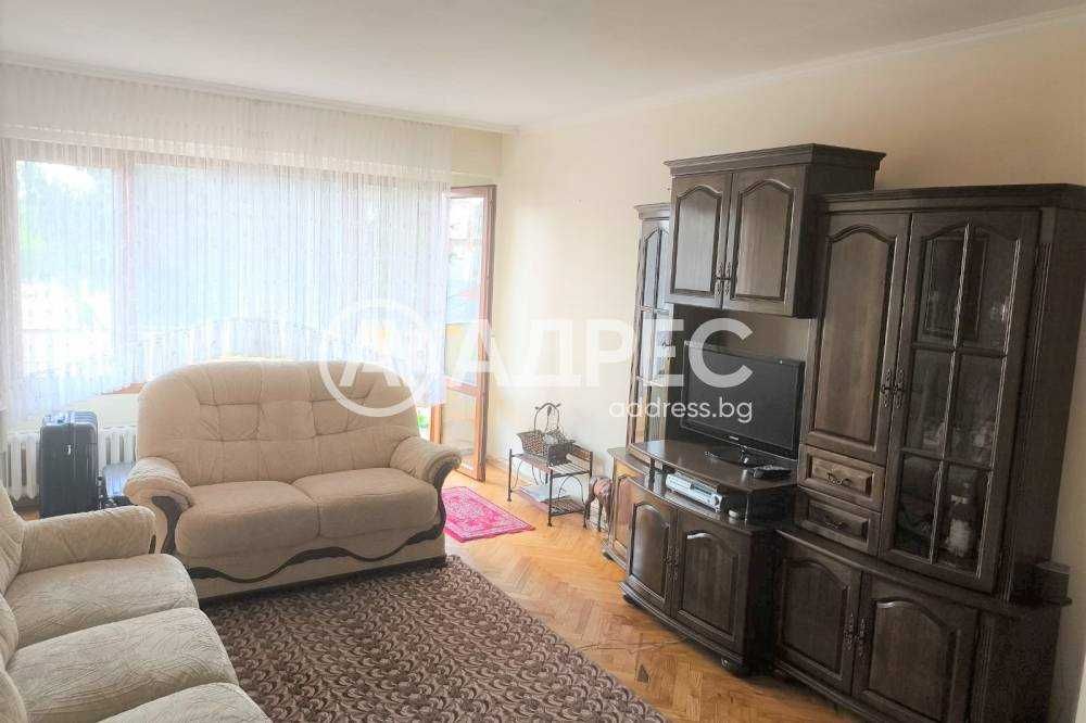 Продава се Двустаен апартамент в Разград, Център - 60 кв.м за 1581 €/кв.м - Снимка #1