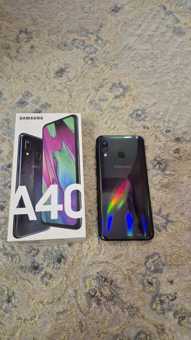 Самсунг А 40 дисплей не работает