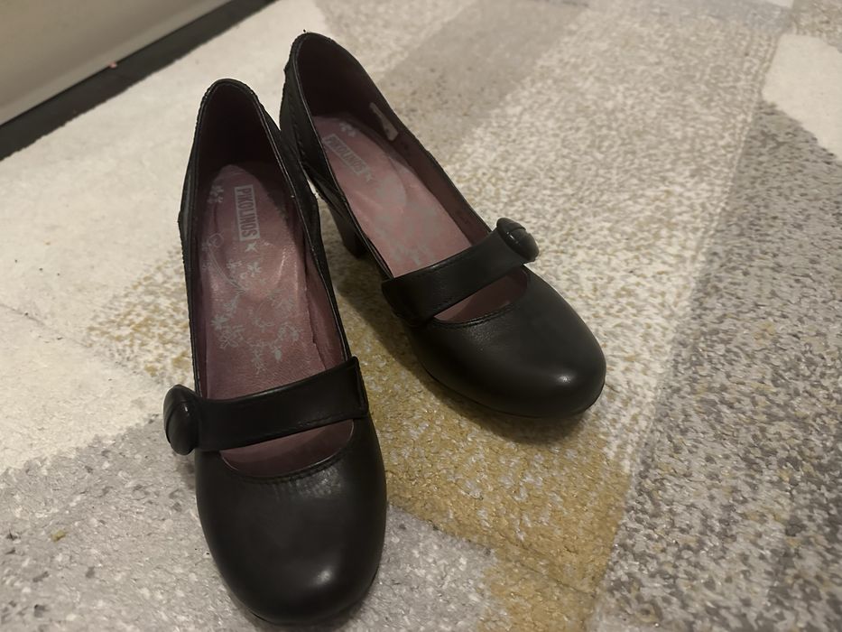 Обувки  Picolinos