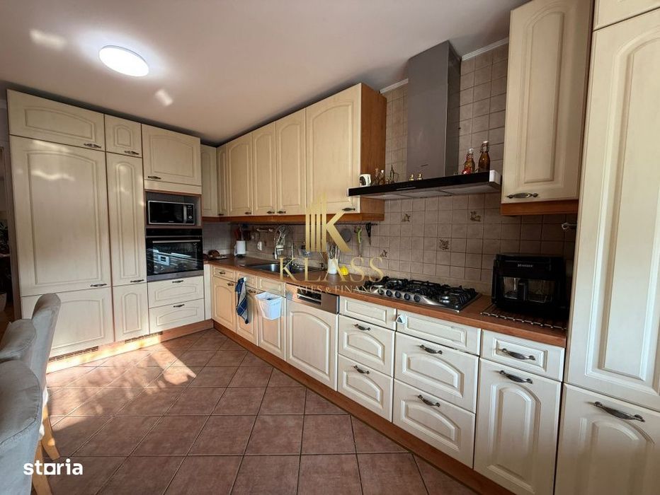 Vila spatioasa cu piscina, sauna si sera – Corbeanca