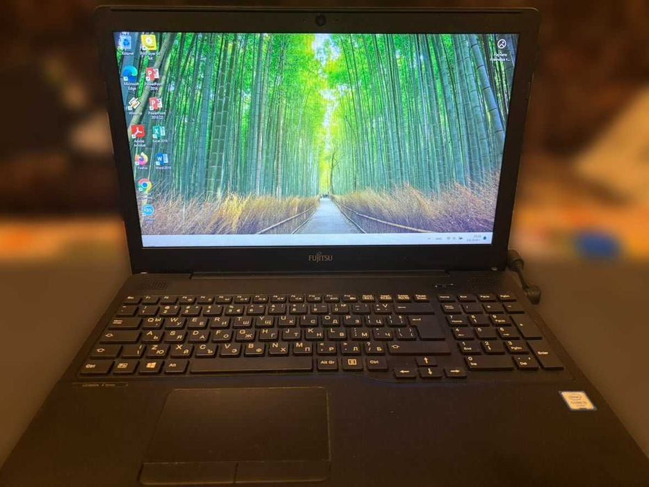Лаптоп Fujitsu LifeBook A556 - Intel Core i5-6200U 1TB-SSD