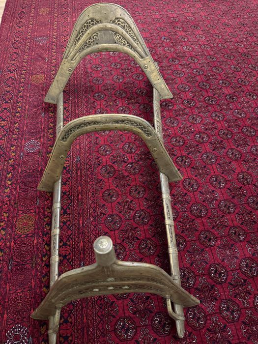 Антикварное седло для верблюда