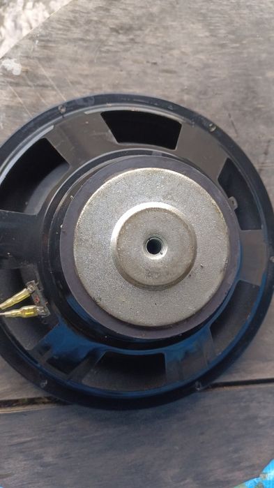 Сабвуфер  продам отличный