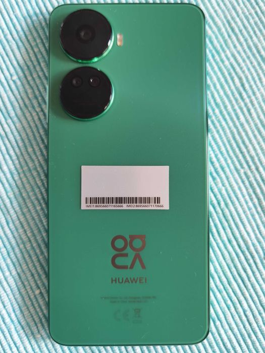 Продавам нов HUAWEI nova 12 SE