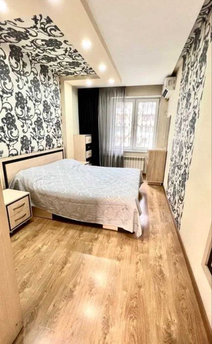 ПРОДАЕТСЯ 2/2/4 63м2 на: Ц-7  напротив 110-школа