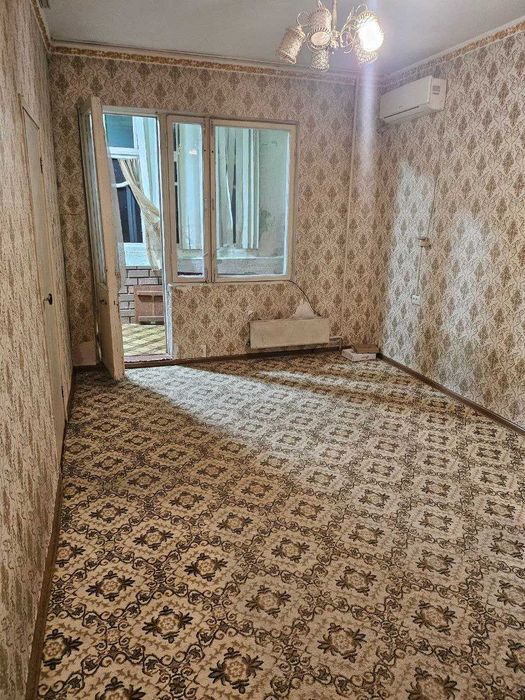Продается квартира.Юнусабад  13 Ахмад дониш 1в2\2\4