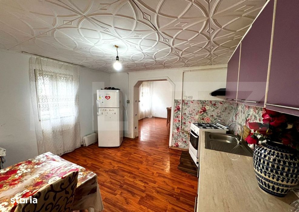 Casa de vanzare in Teius, zona centrala, 150 mp utili, 470 mp teren to