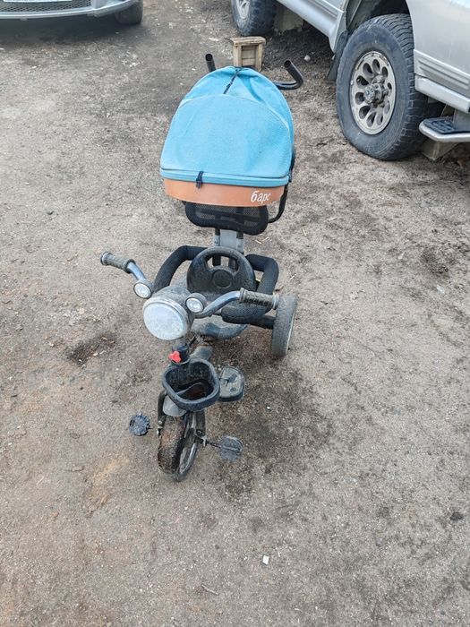 Детский велосипед на ходу