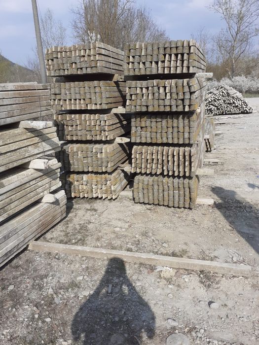 Vând pări de beton import italia