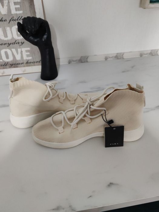 Adidași Zara, noi, nepurtați