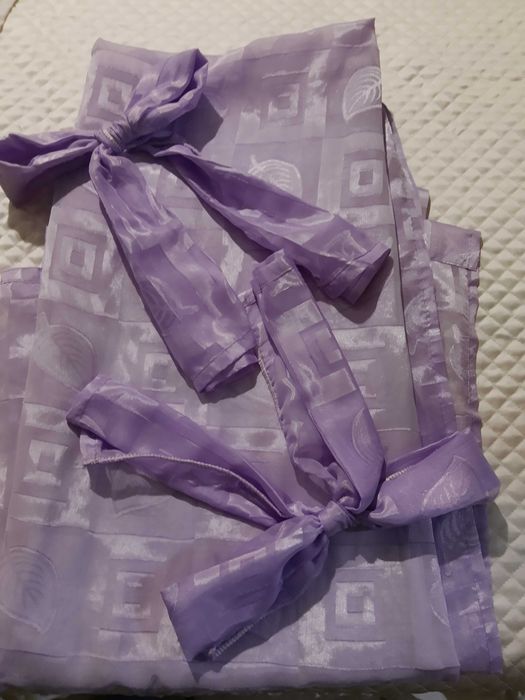 Пердета,лилави,два броя с  панделки за връзване ,разделяне ,декорация