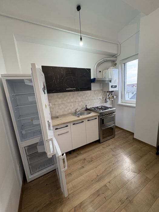 Inchiriez ap 2 camere