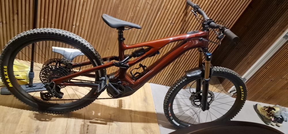 Specialized turbo levo  pro 2024