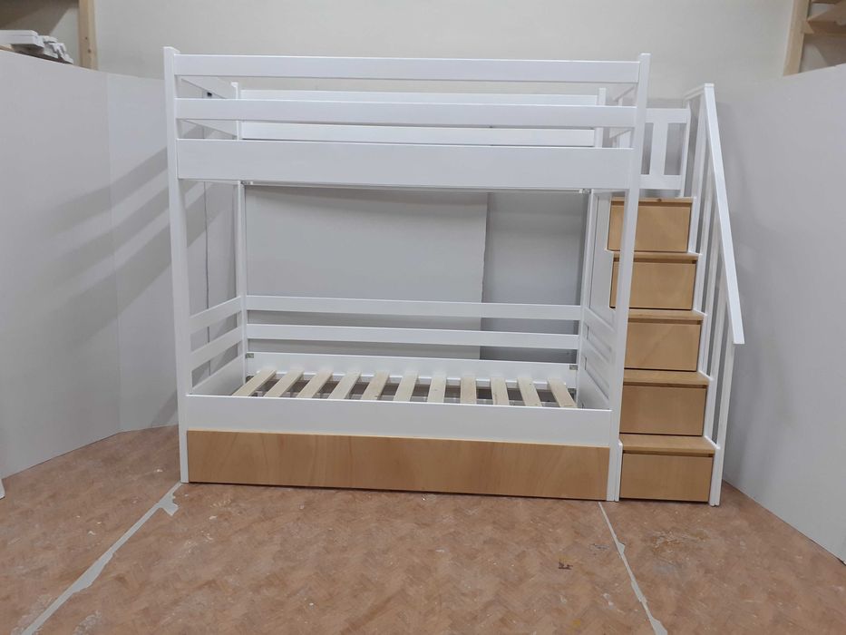 TRANSPORT GRATUIT.Pat etajat diin lemn masiv cod 2507