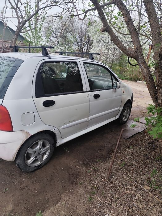 Продам авто Chery qq 0.8