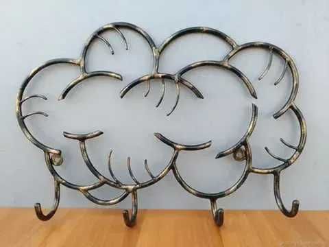 Закачалки и портманта от ковано желязо