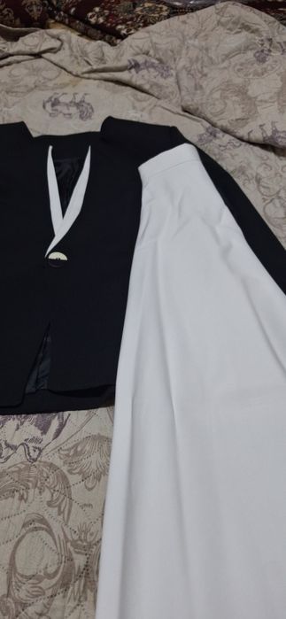 Костюм ва юбка. Куз мавсуми учун ажойиб. Факат бир марта туйга кейилга