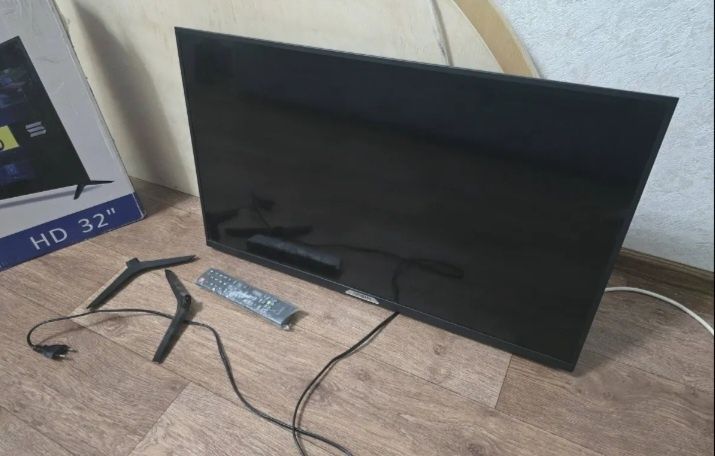 Продам телевизор  Yasin