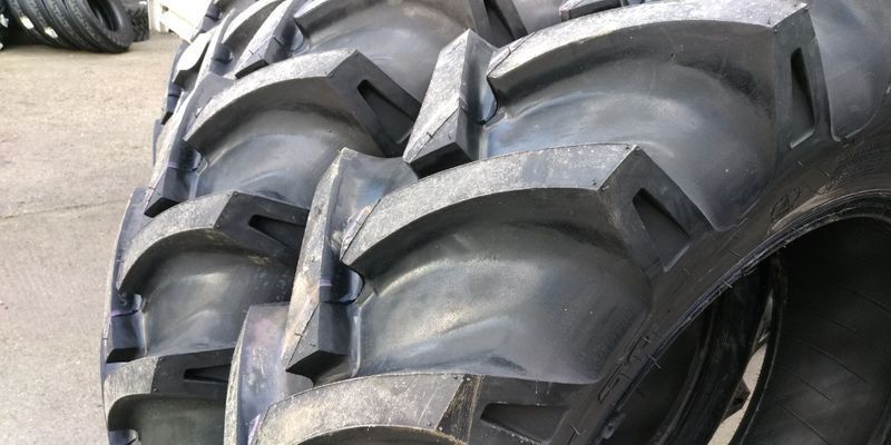 14.9-30 avem si 16.9-30 cauciucuri agricole marca ozka 10 pliuri AXYW
