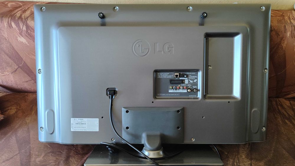 Смарт телевизор LG