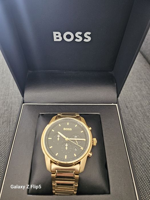 BOSS оригинален нов часовник.Промоция