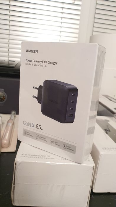 Зарядка Ugreen GaN 65W для ноутбуков, планшетов и смартфонов