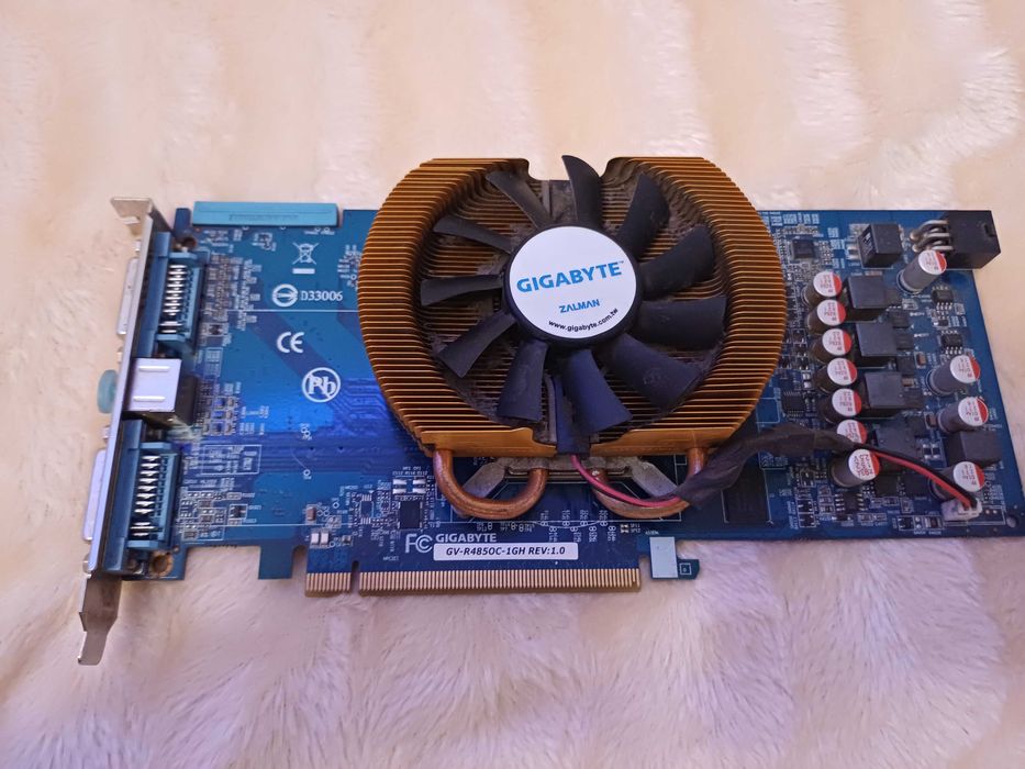 Видеокарта Gigabyte GV-R485OC-1GH