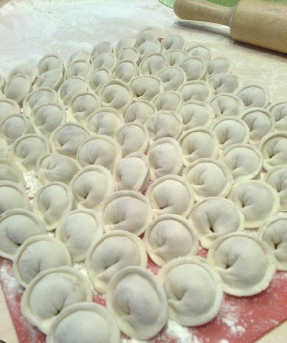 Домашние пельмени, менты, вареники