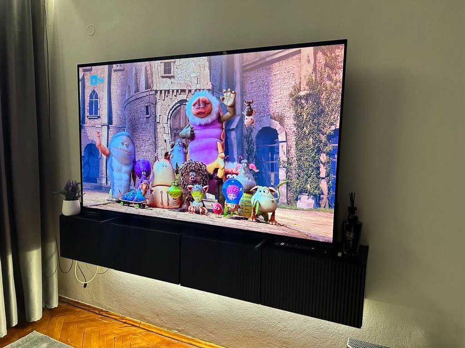 Sony 77” OLED XR-77A83J – като нов, висок клас