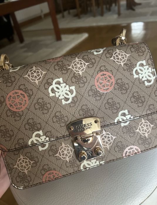 Дамска чанта Guess Eliette HWPS93 15210