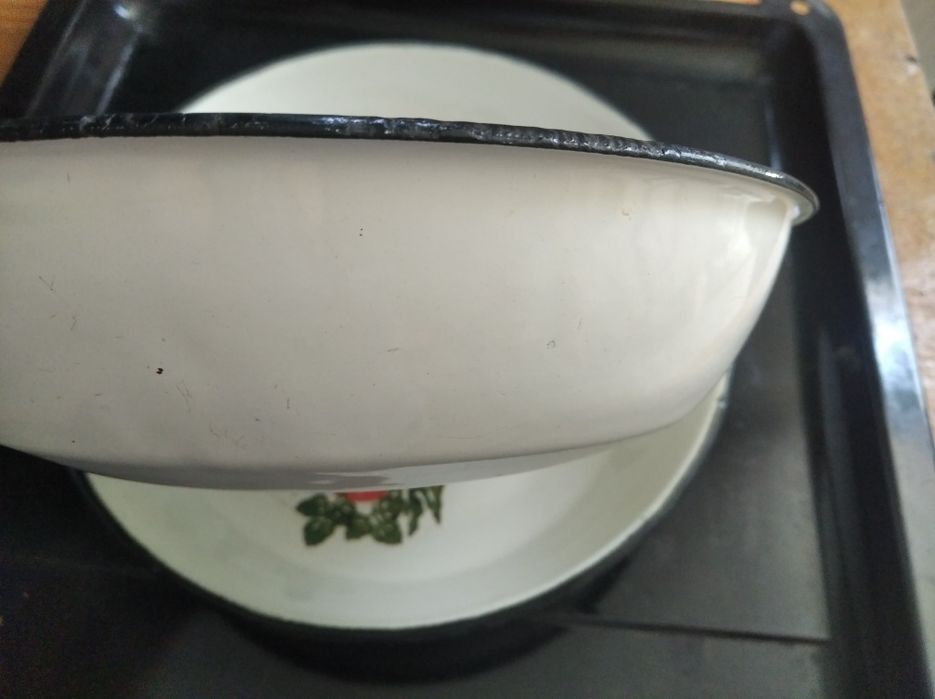 Посуда разная для дома.