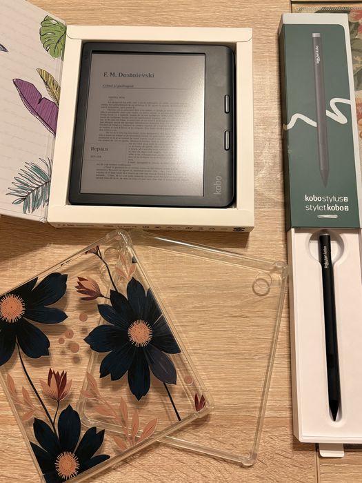 Kobo Libra Colour + Kobo Stylus 2 + 2 huse + folie | Ca nou