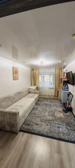 Продается  2-х комнатная квартира.на 2 этаж .По ул ,Абая 8 дом.