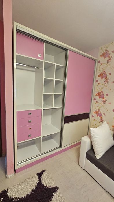 Mobila, birou , canapea extensibila