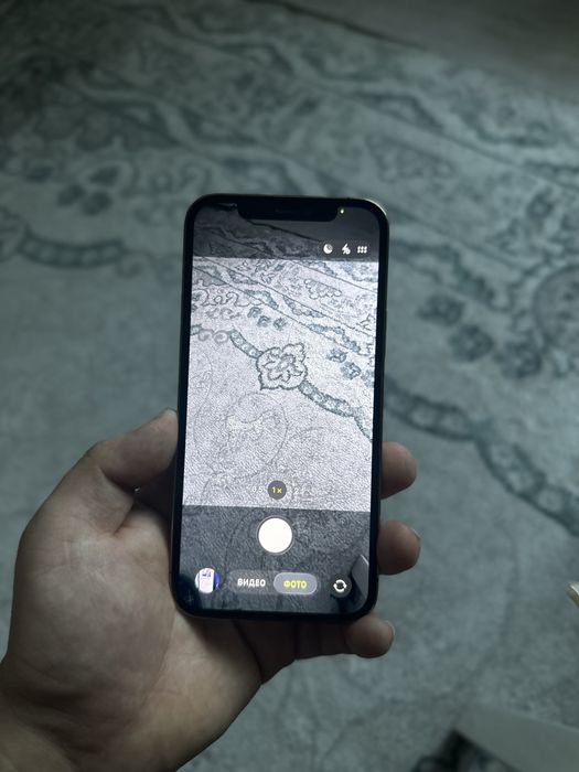 Айфон 12 про  256гб за 139к